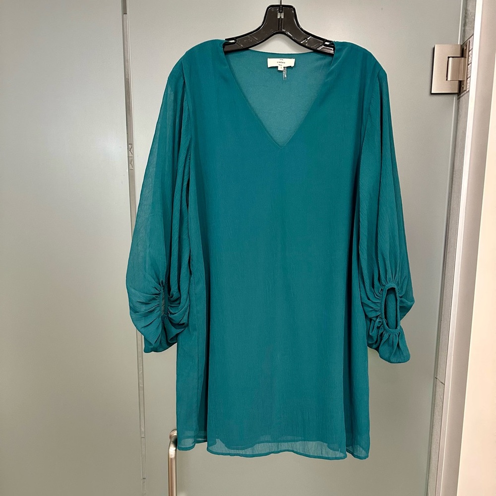 NWOT Entro size Small Dress